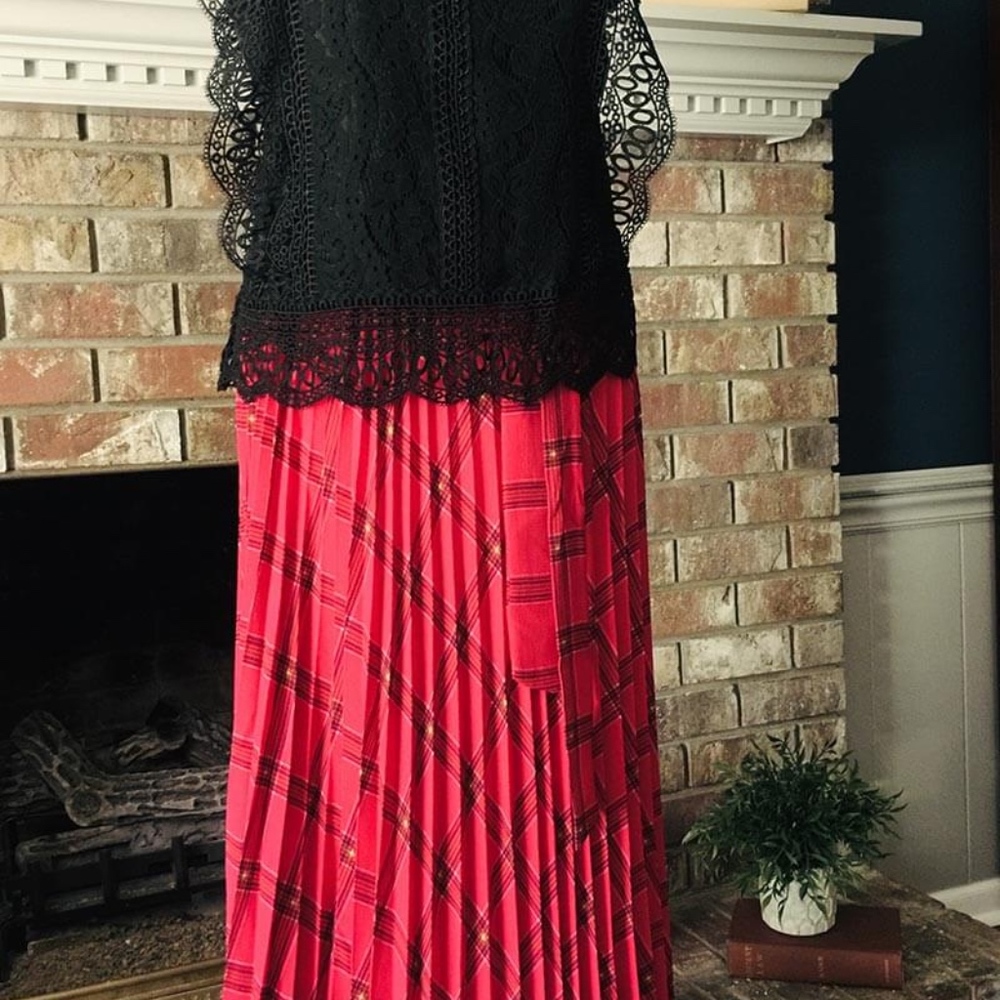 Glorious Red Plaid Skirt